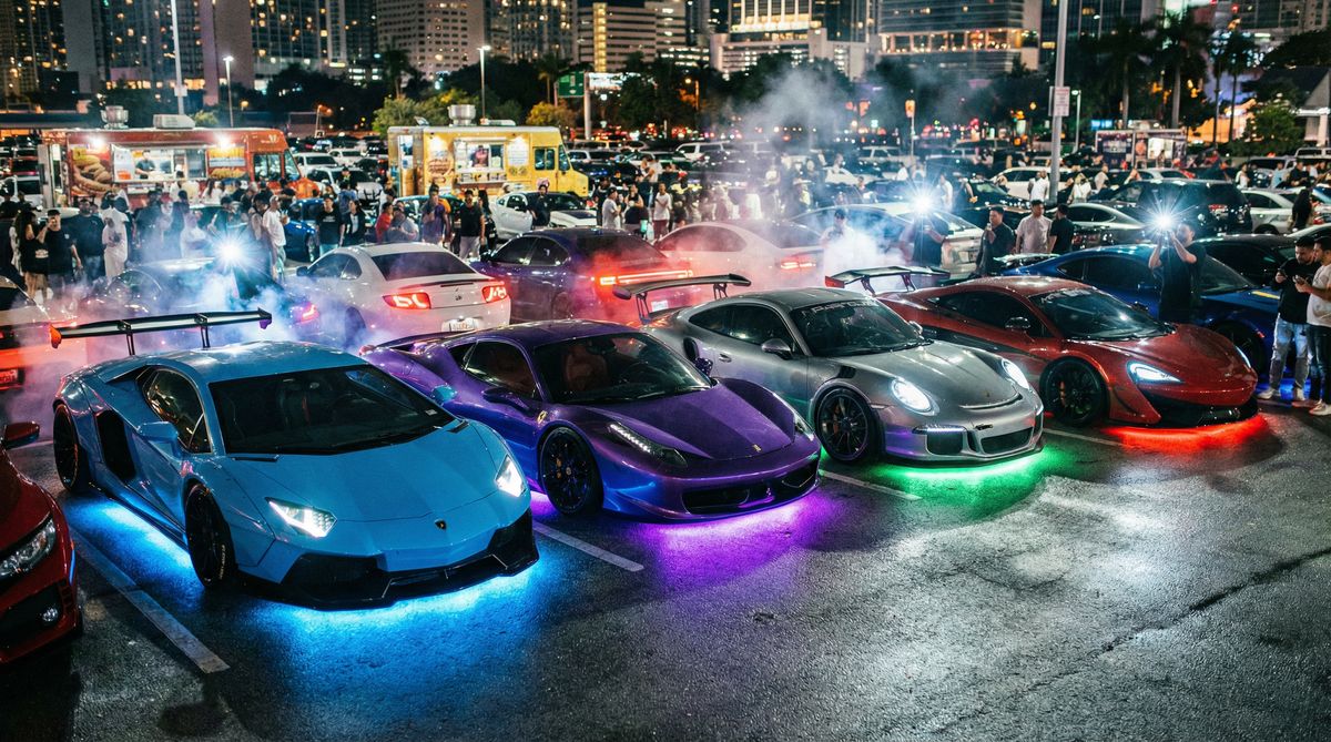 萝莉岛跑车视频